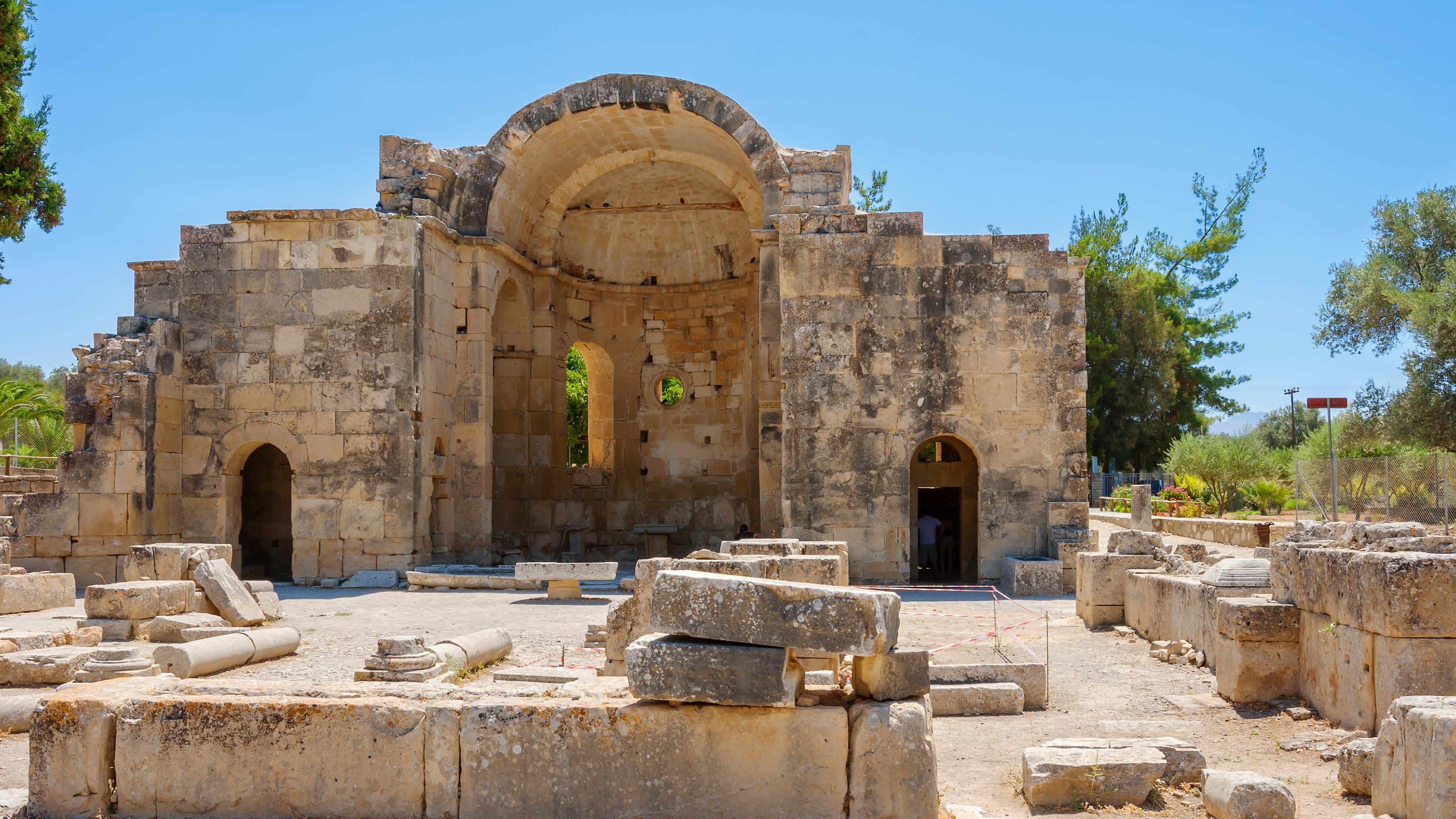 Basilika von Agios Titos in der antiken Stätte von Gortyn, Kreta, Griechenland

