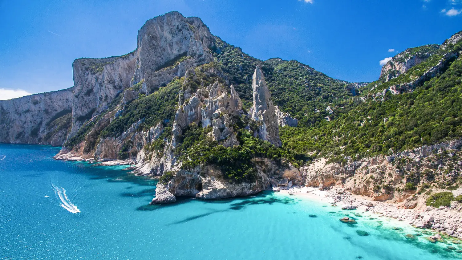 Italie, Sardaigne, Cala Goloritzè Vue aérienne de Cala Goloritzè en Sardaigne, Italie