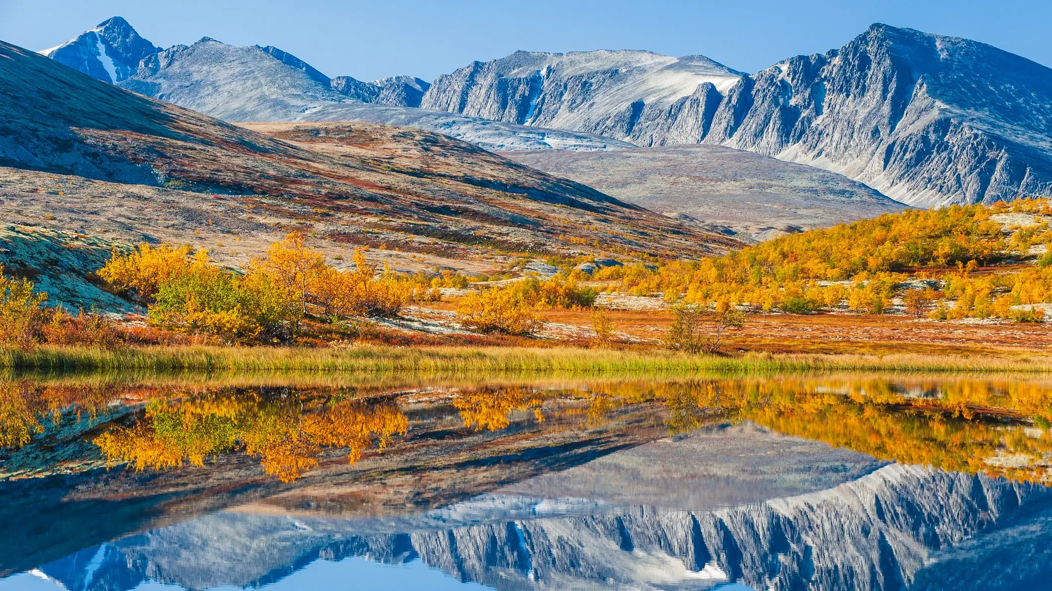 Norwegen, Rondane-Nationalpark Herbstlandschaft im Rondane-Nationalpark