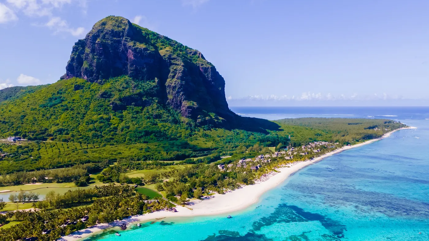 Le Morne Brabant, Mauritius, Afrika Luftaufnahme vom Berg Le Morne Brabant