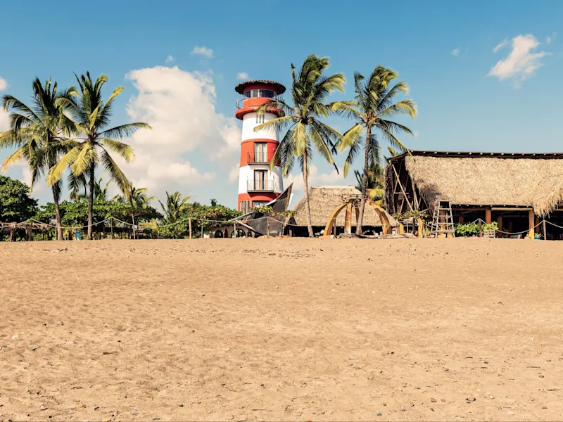 Playa Venao, auf der Halbinsel Azuero, Panama Playa Venao auf der Halbinsel Azuero in Panama bietet ruhige Gewässer und ist ein beliebtes Ziel für Surfer