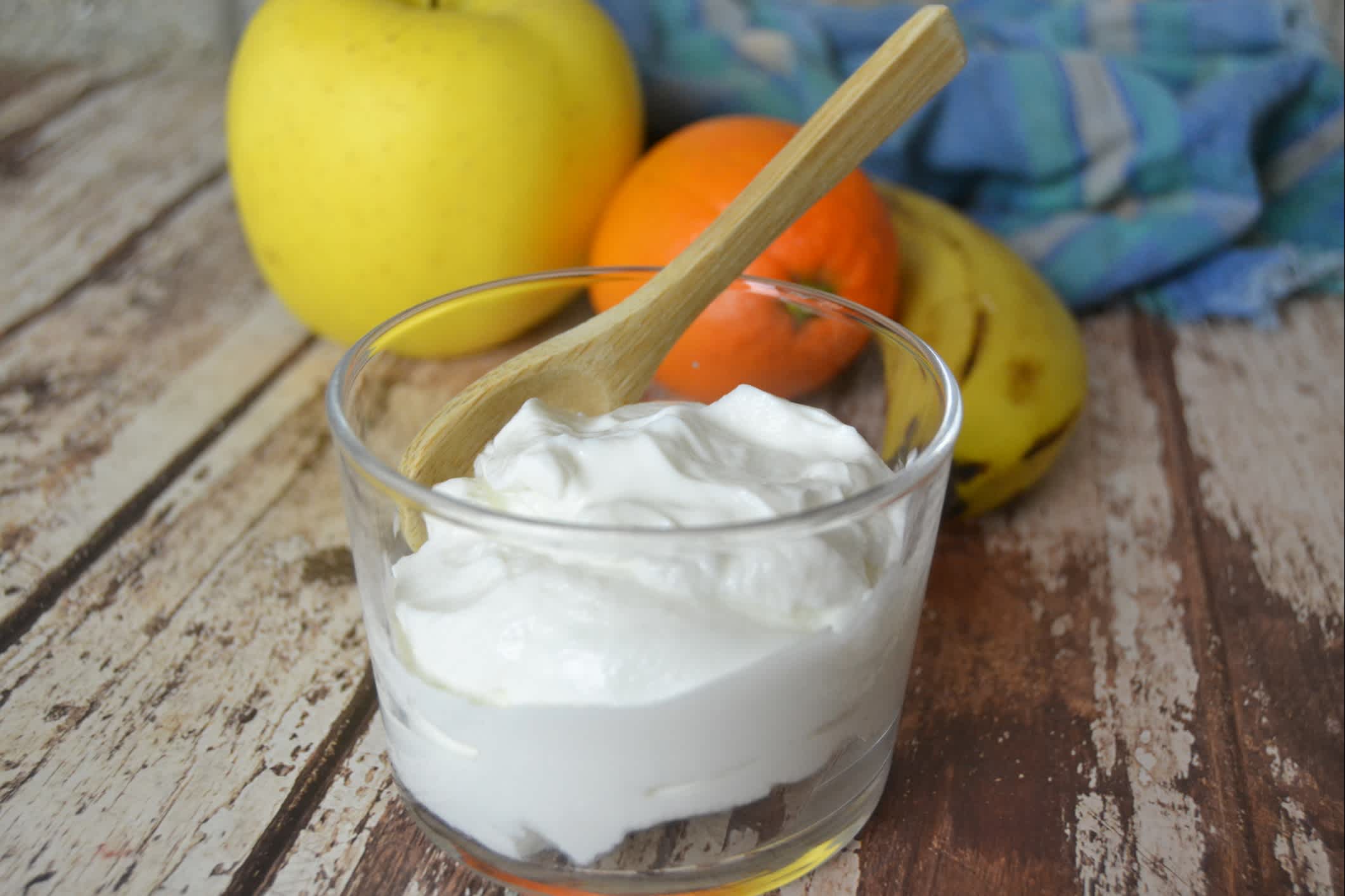  Skyr-Joghurt mit Früchten 