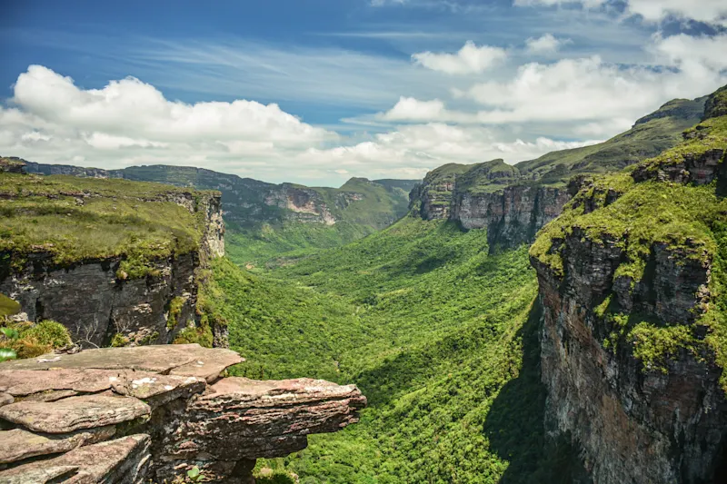 Chapada Diamantina, Brasilien Beeindruckende Berge und grüne Täler in der Chapada Diamantina, Brasilien
