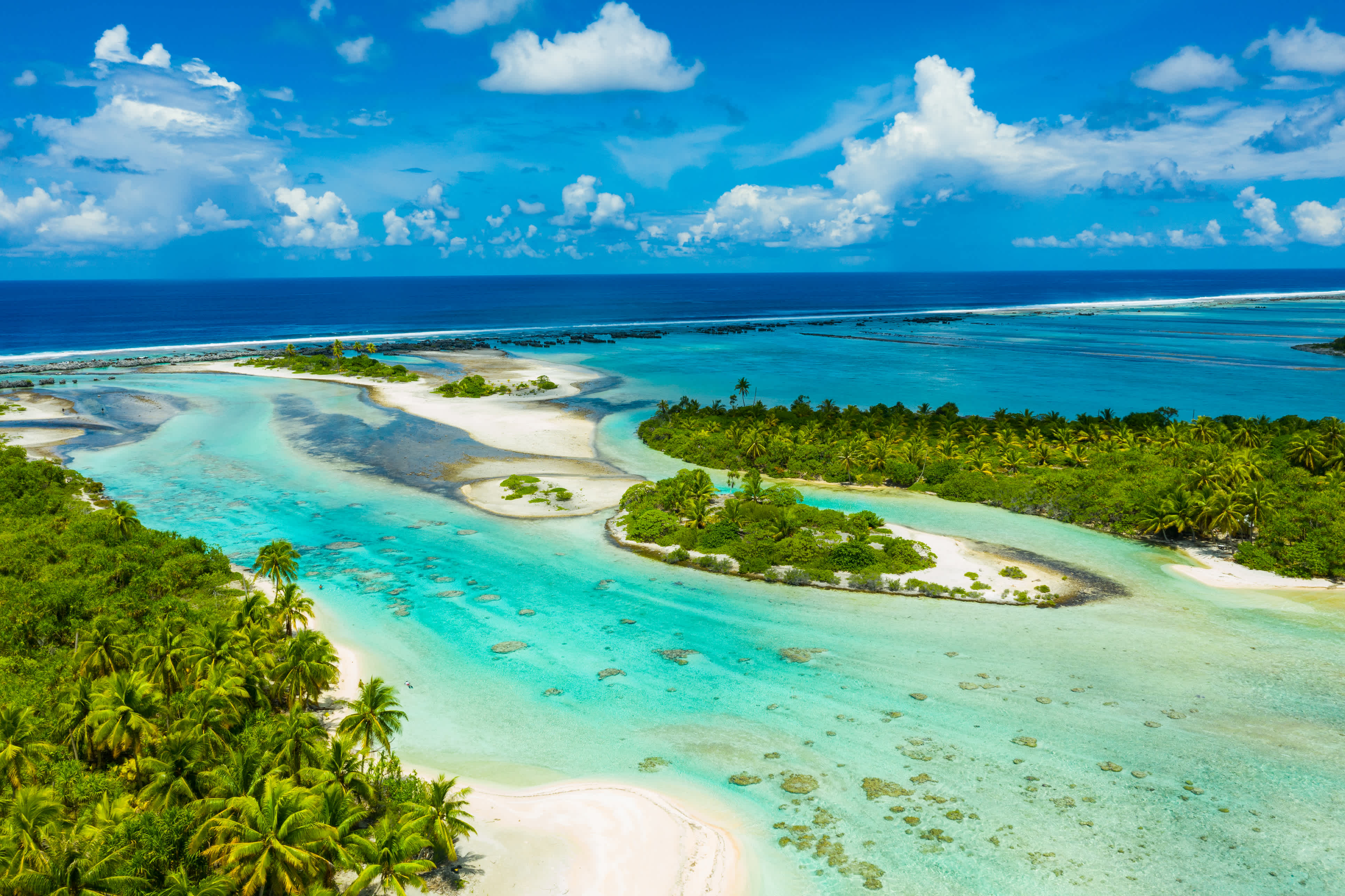 Rangiroa Luftbild von Atoll Insel Riff motu in Französisch-Polynesien Tahiti 