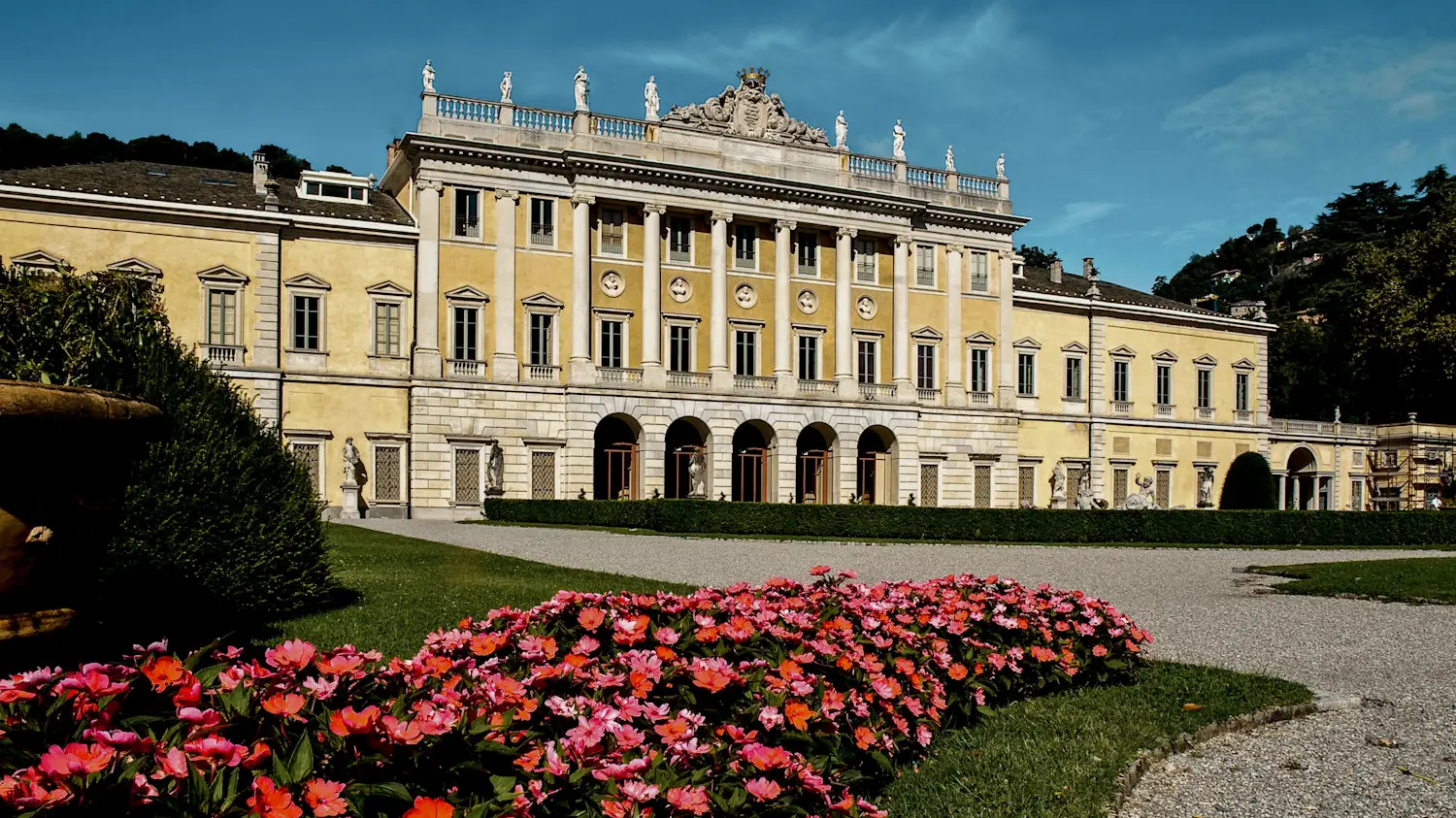 Villa Olmo, Comer See Como: Villa Olmo im Frühling