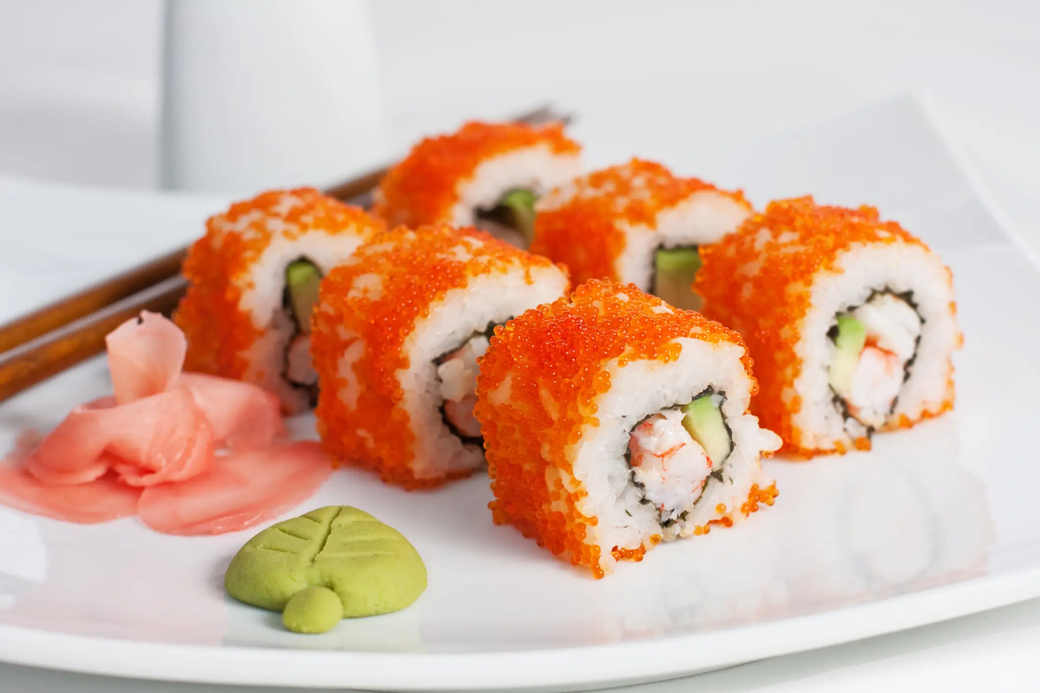 Nationalgerichte, USA, California-Roll Nahaufnahme von California-Roll, typisches Essen für die USA.