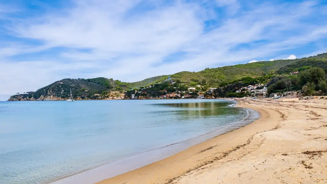 Les 12 plus belles plages de Toscane en 2025 | Tourlane