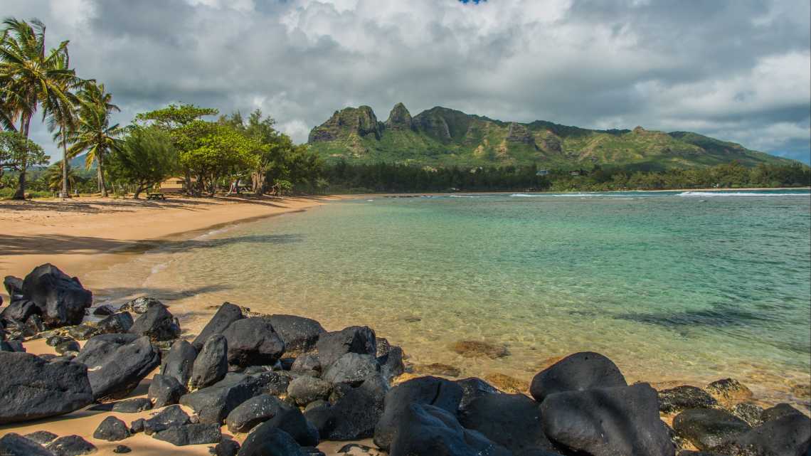 Hidden Beach sur l'île de Kauai, Hawaii, USA