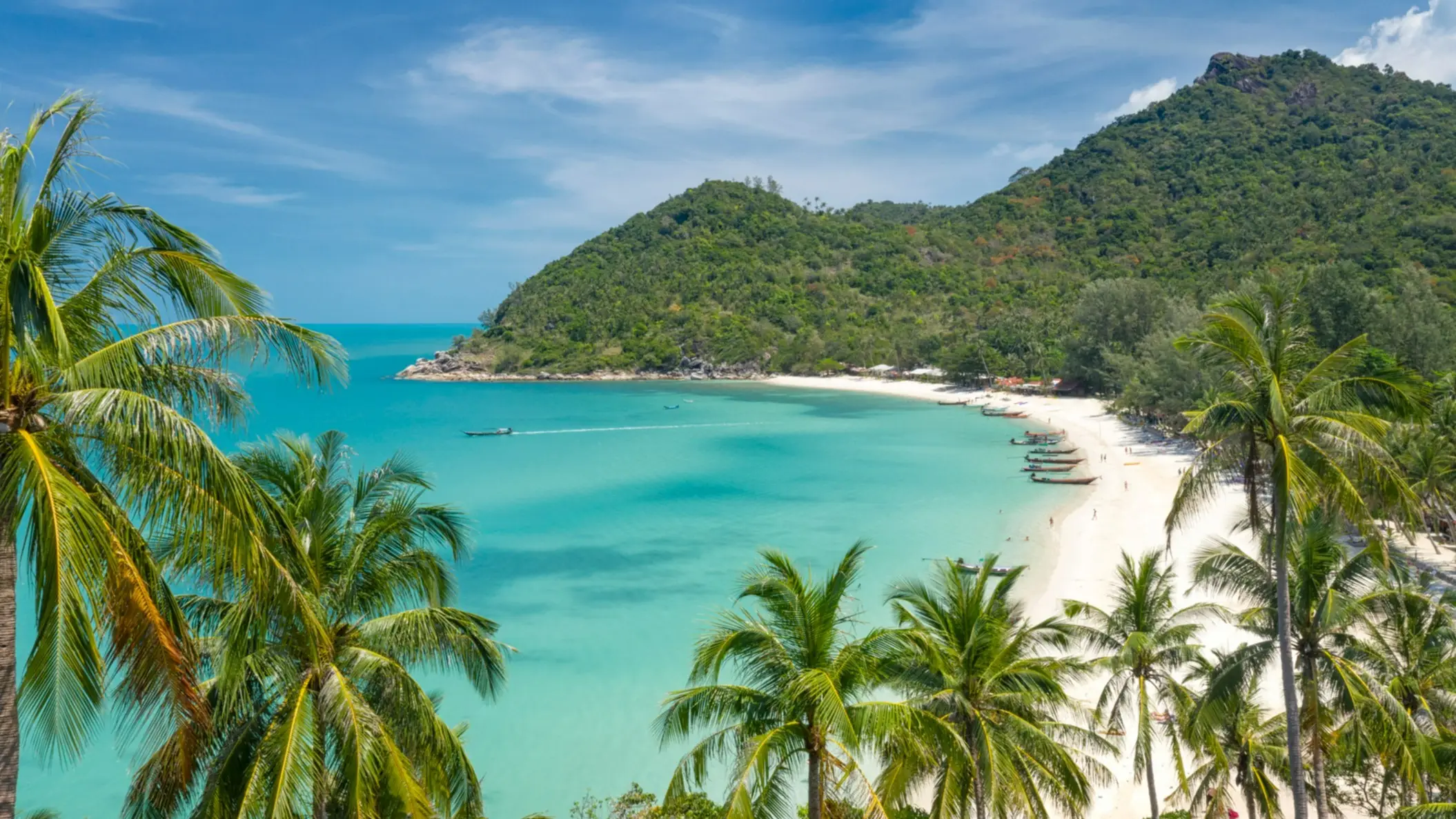 Eine abgelegene Bucht mit türkisfarbenem Wasser, Koh Phangan, Thailand. 