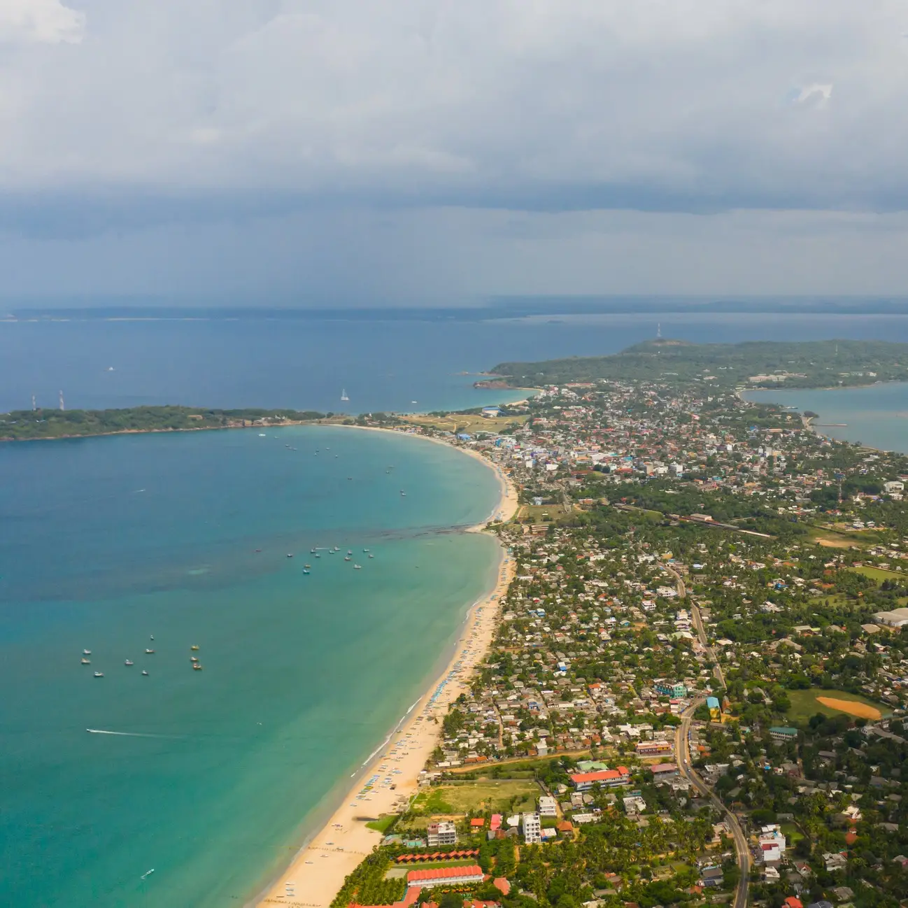 Sri Lanka, Trincomalee Luftaufnahme der Küstenstadt Trincomalee, Sri Lanka