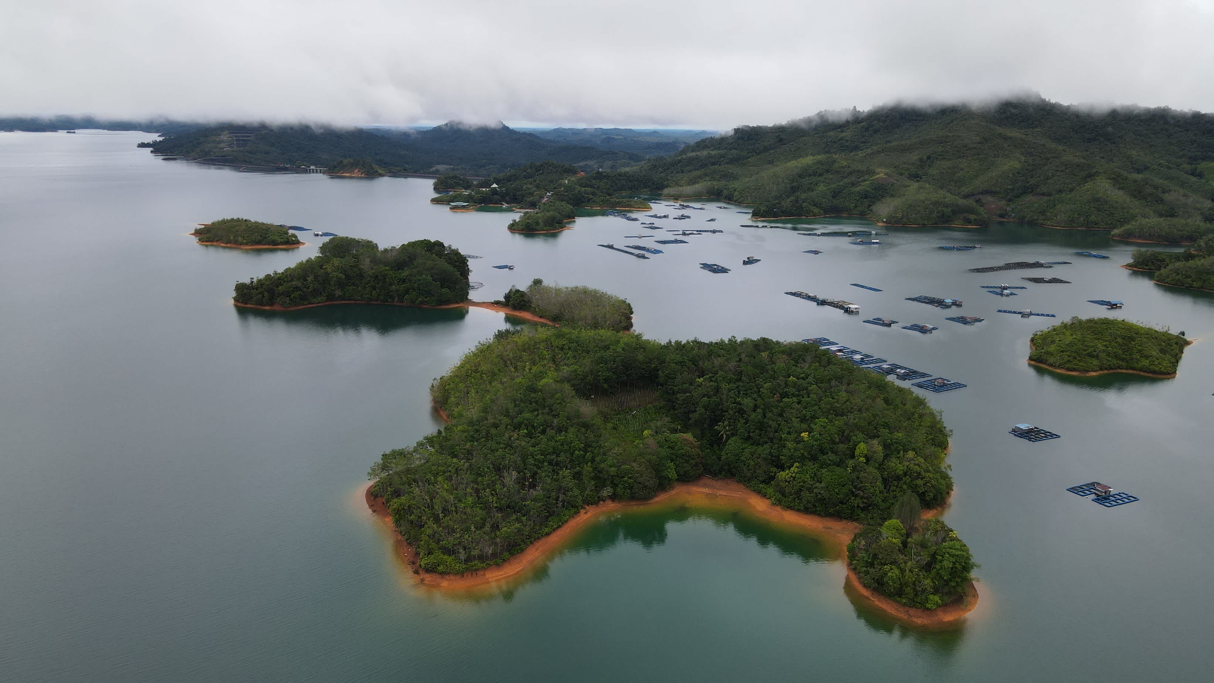 Blick auf ein Haus im Batang Ai Nationalpark, Malaysia