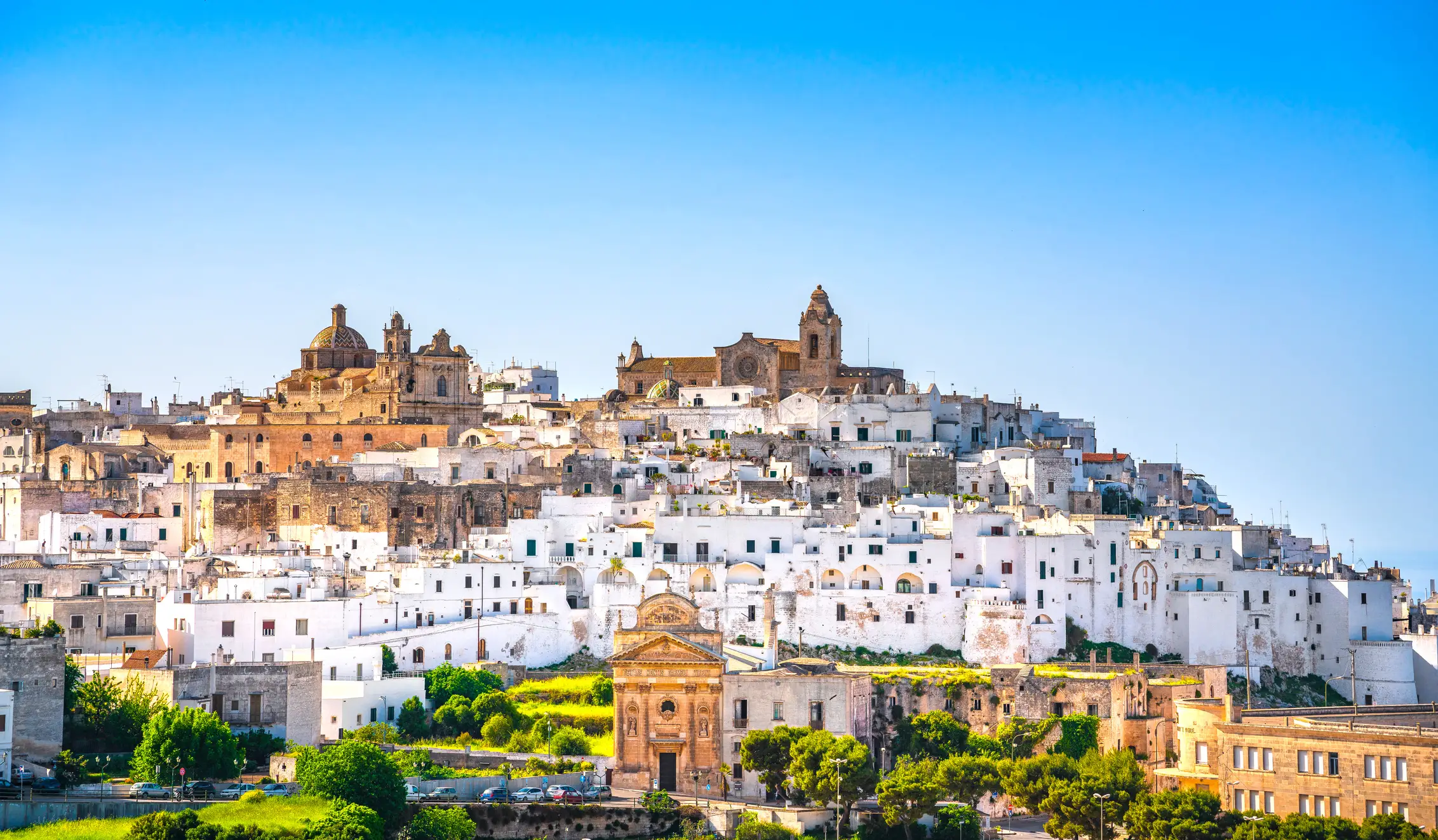 Ostuni, Apulien, Italien Aufnahme der Weiße Stadt von Ostuni