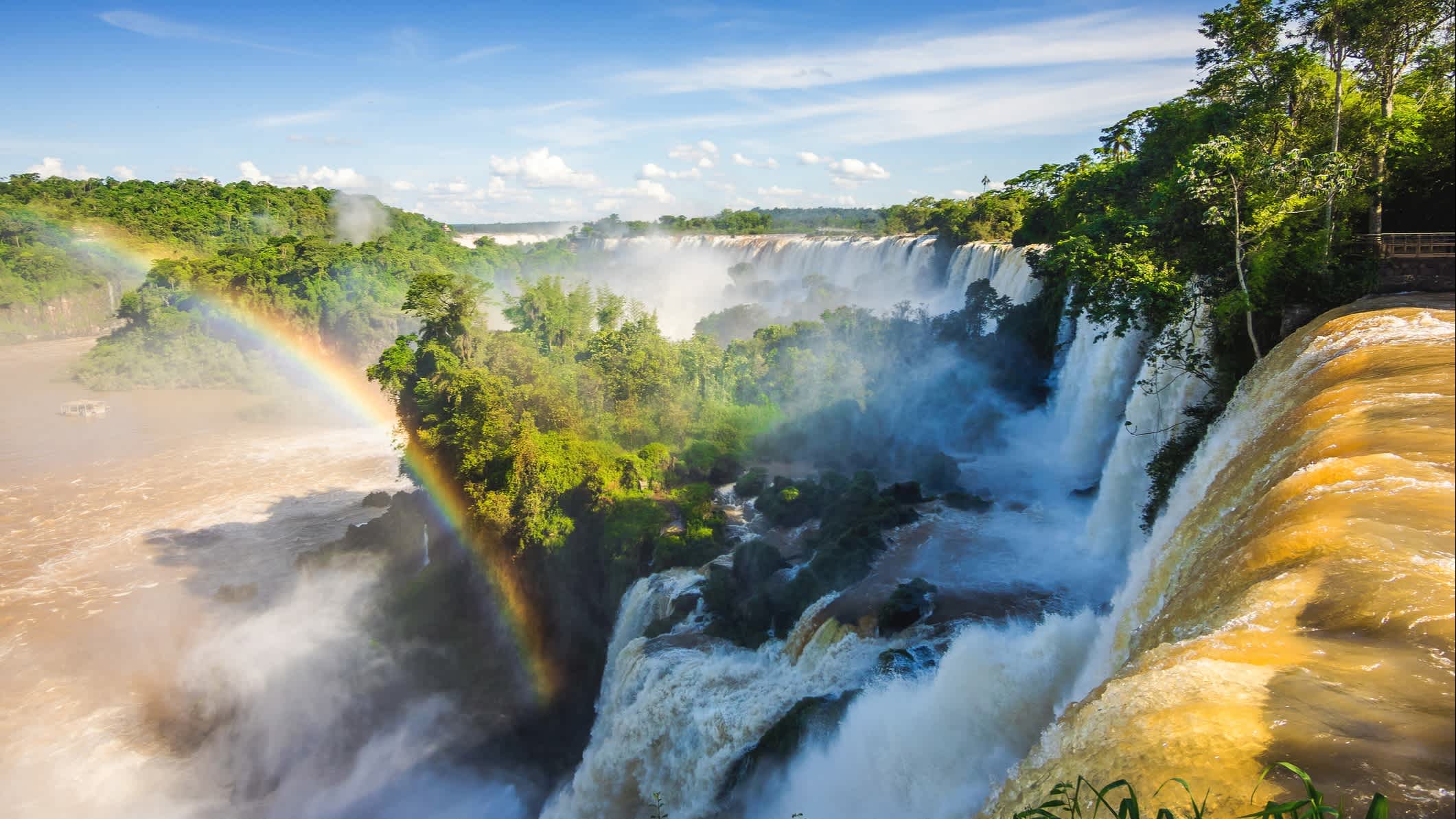 Iguazu-Wasserfälle an der Grenze zwischen Argentinien und Brasilien