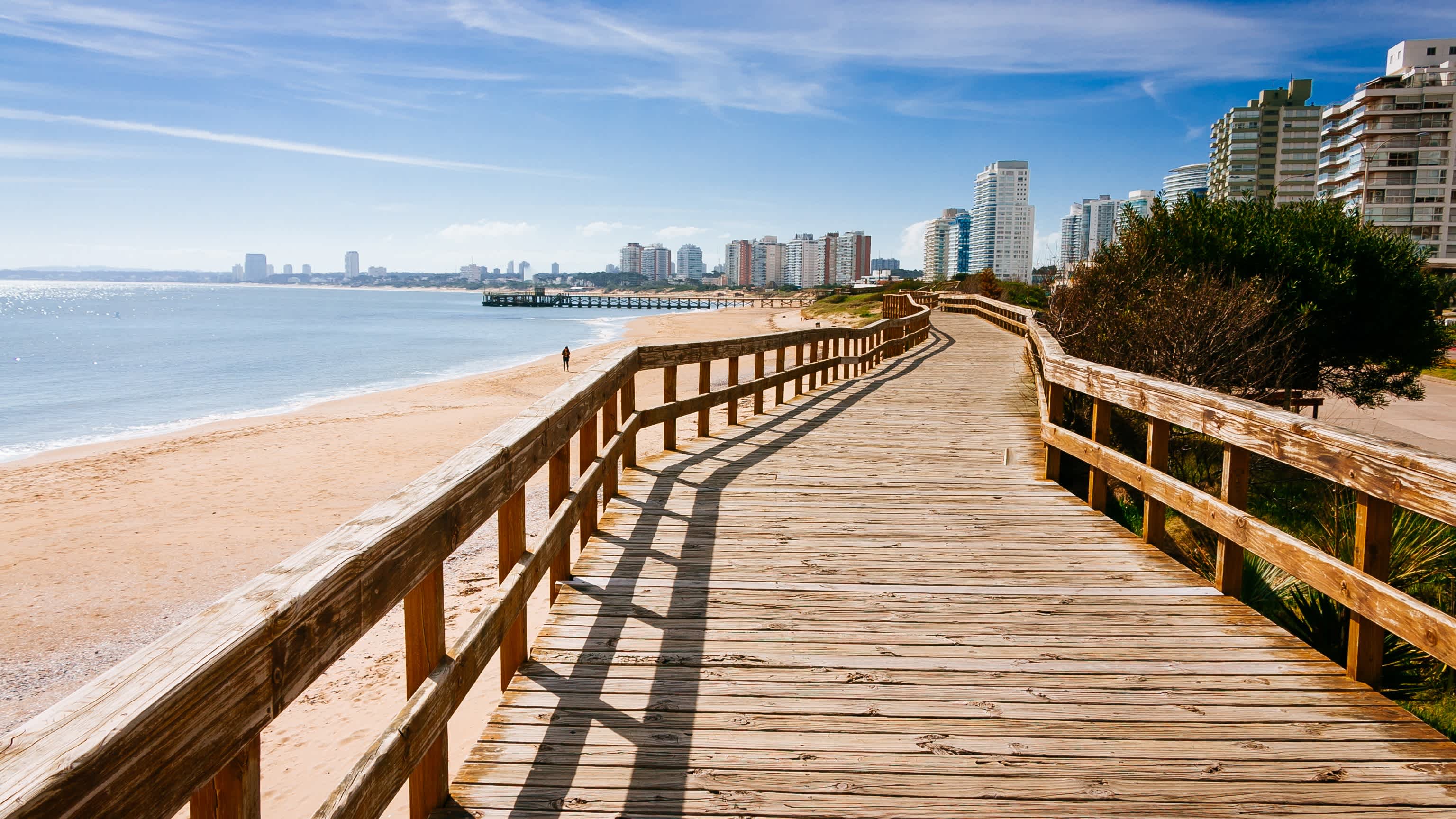 Promenade de la plage de Punta del Este.