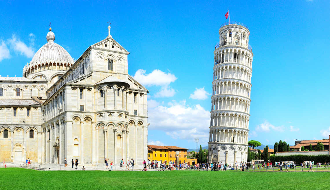 La tour d'ardoise de Pise en Italie