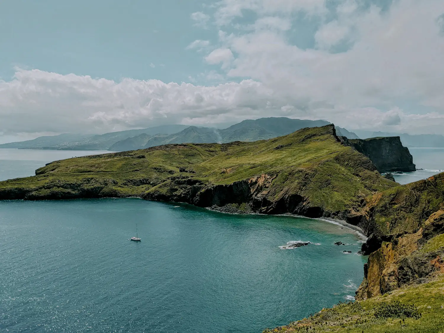Ein traditionelles ländliches Haus in Santana, Madeira, Portugal.

