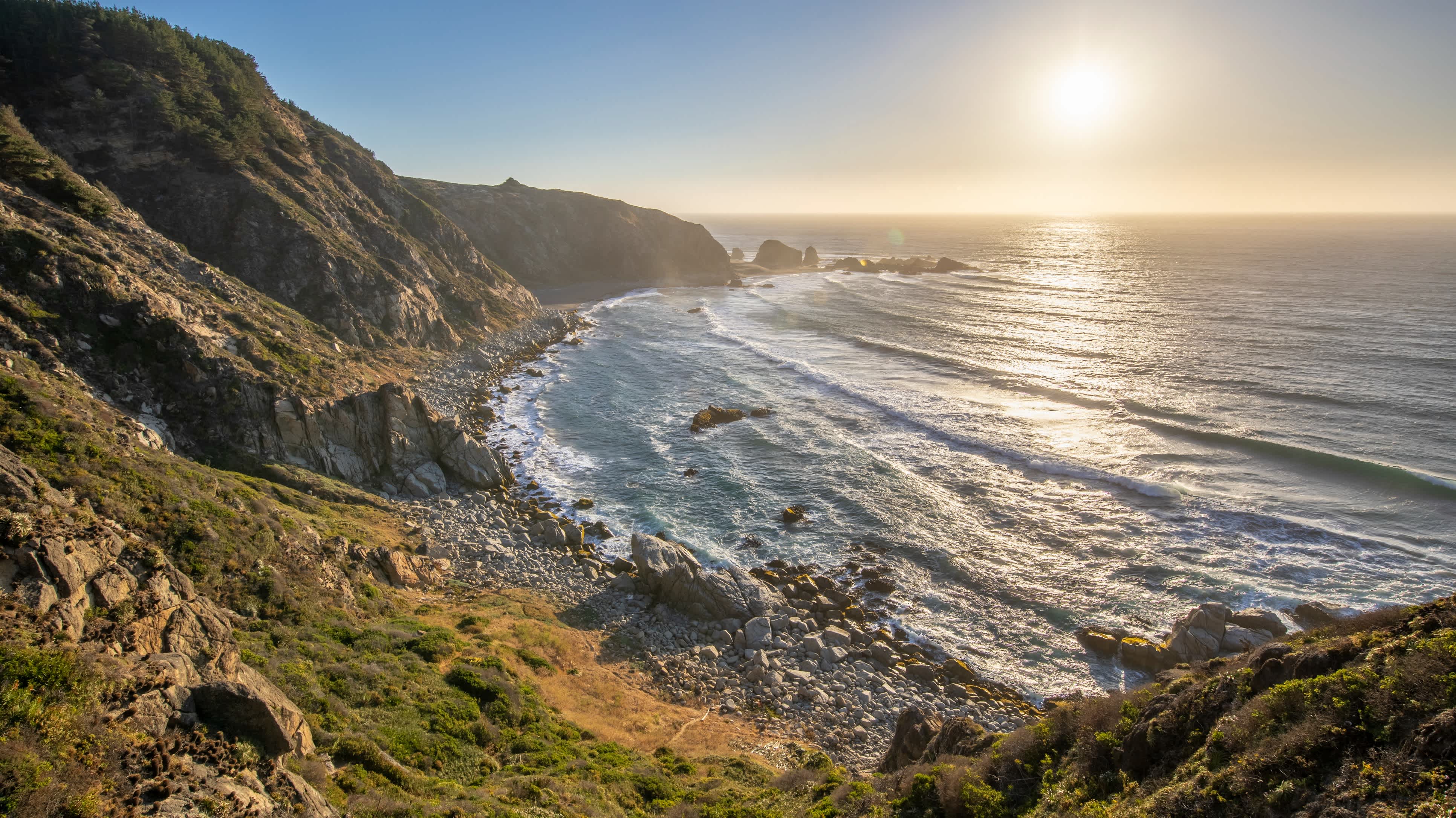 Vue sur la petite plage de Topocalma