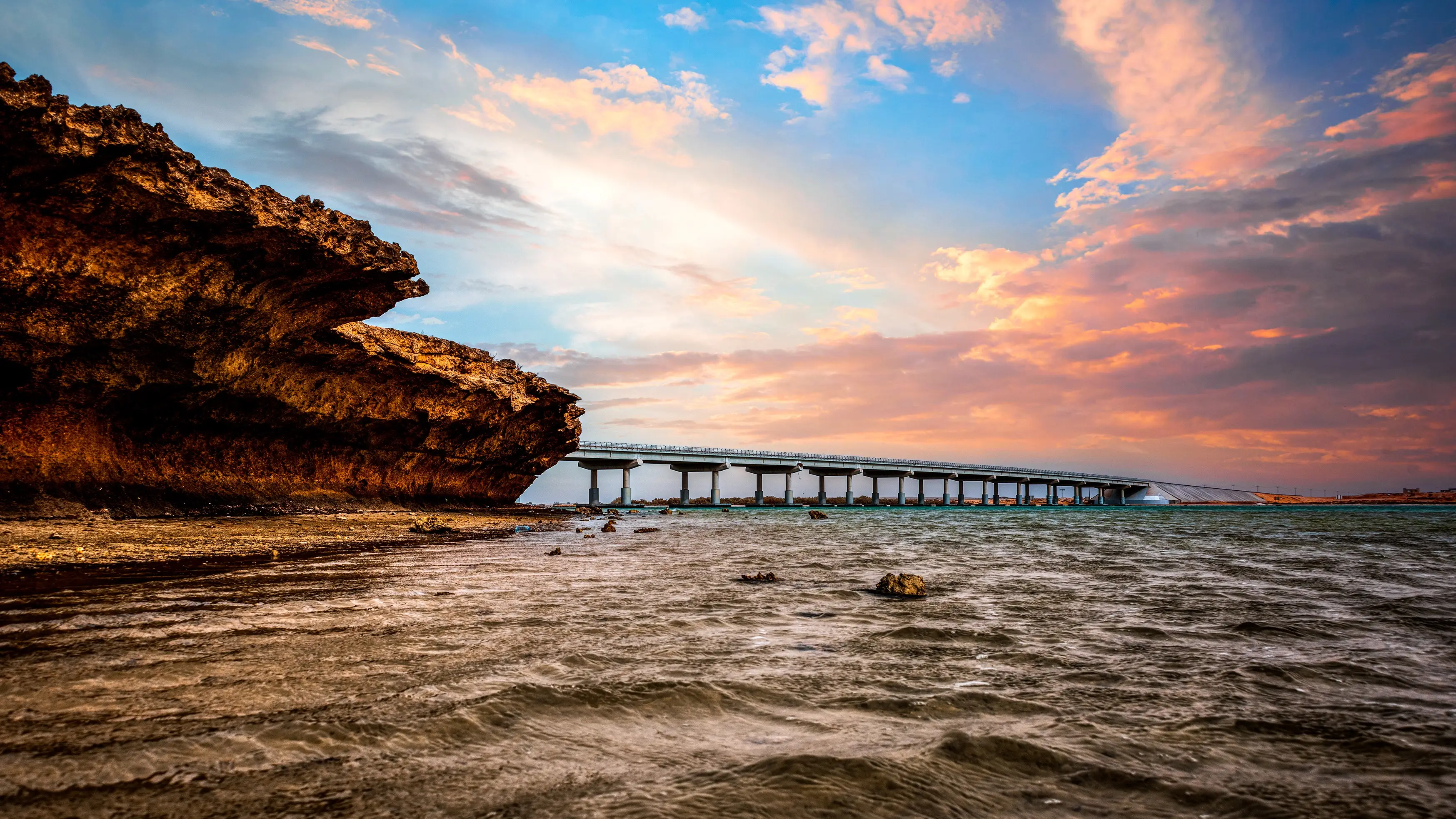 Saudi Arabia, Farasan Inseln Farasan-Brücke, Farasan-Insel Rotes Meer, Saudi-Arabien