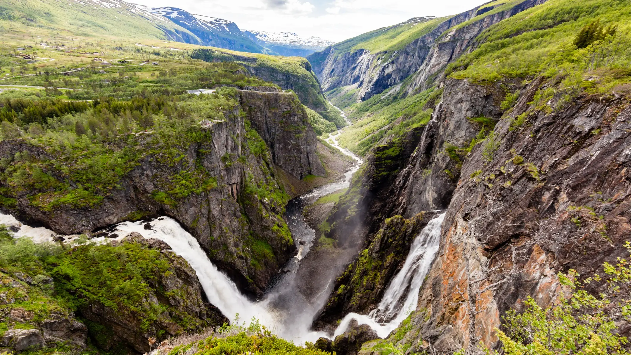 Norwegen, Hardangervidda Nationalpark Voringsfossen Wasserfälle nahe Hardangervidda in Norwegen