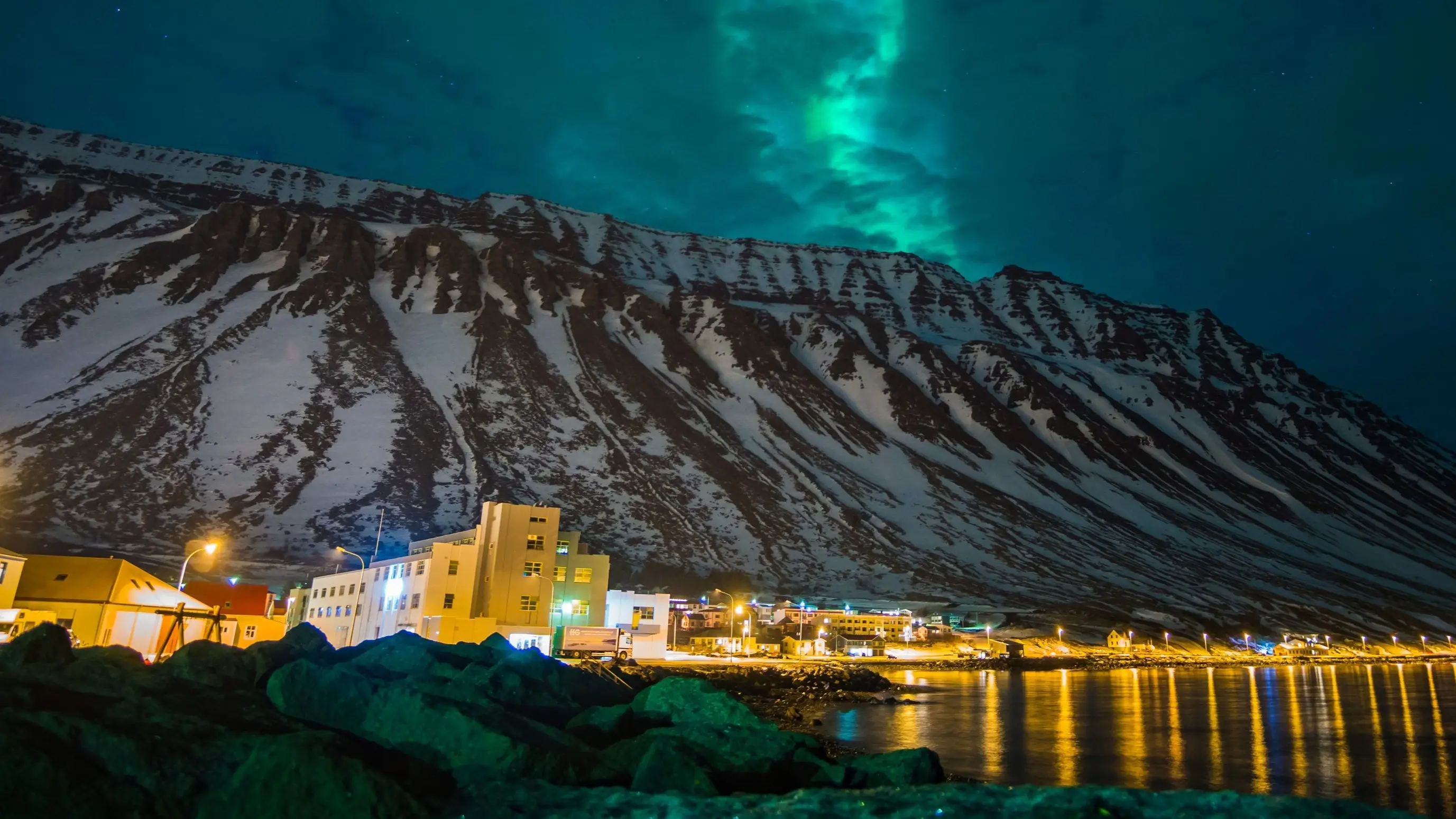 Iceland Air hero image