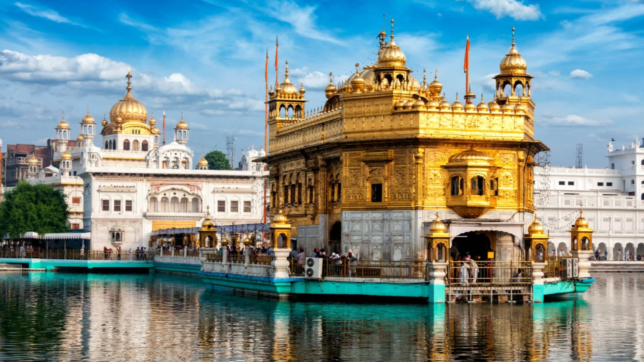 Vue du Temple d'Or (Harmandir Sahib) à Amritsar, Punjab, Inde

