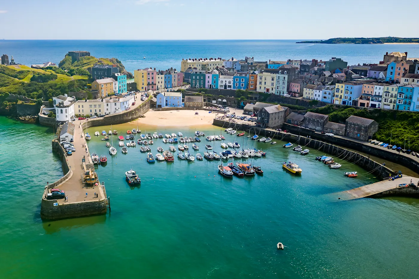 Tenby, Pembrokeshire, Wales) Tenby, Pembrokeshire, Wales
