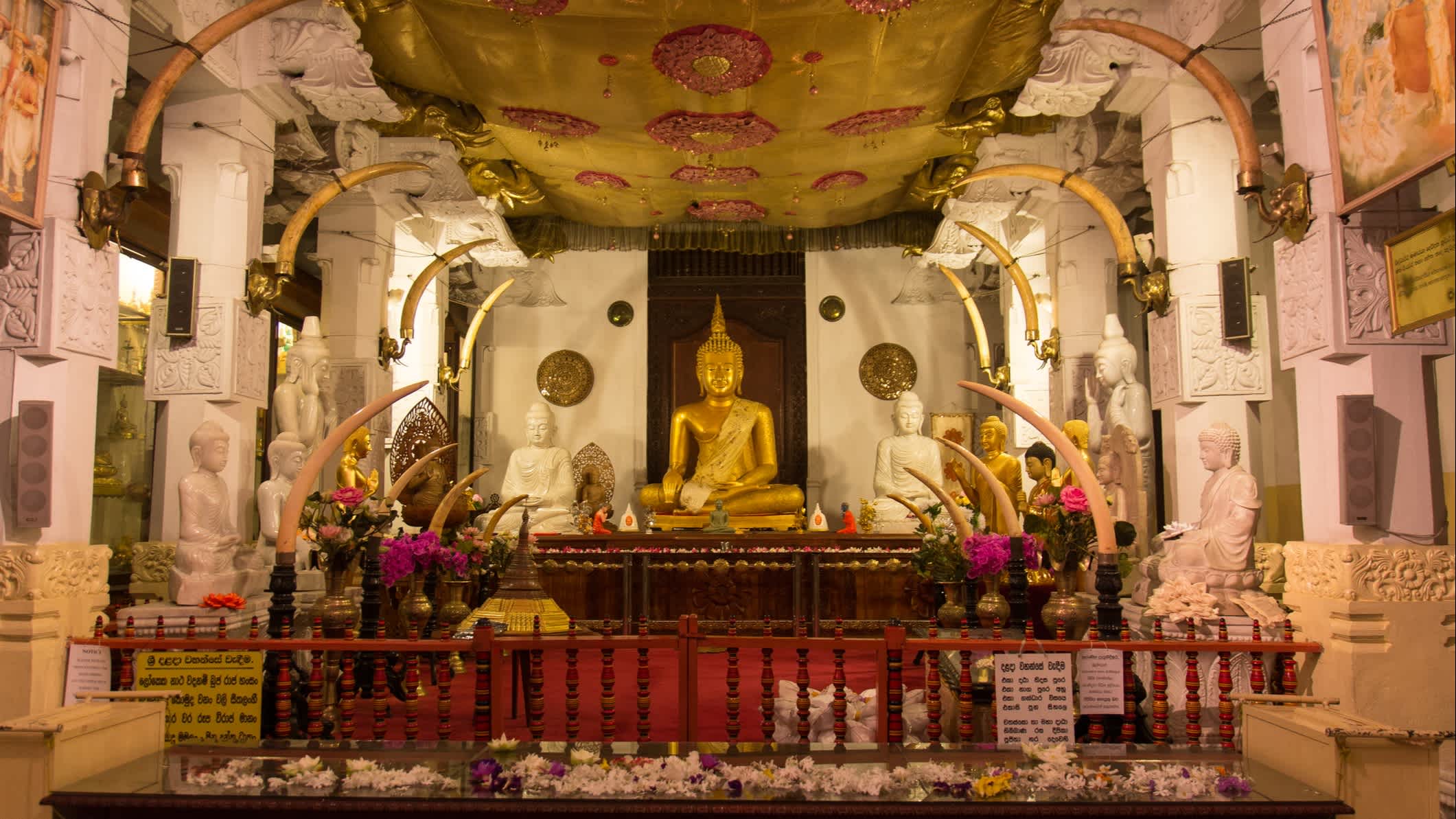 Sri Dalada Maligawa - Temple bouddhiste de la Dent à Kandy, Sri Lanka