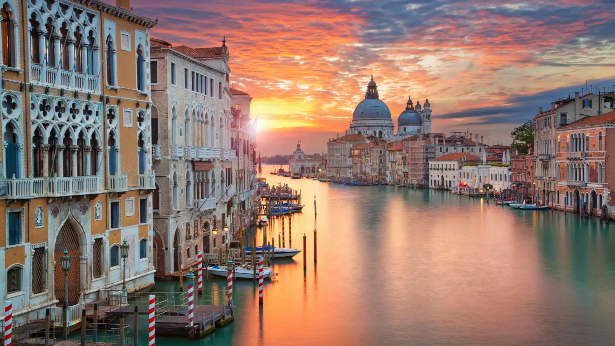 Italien Der Canal Grande Sonnenuntergang in Venedig, Italien