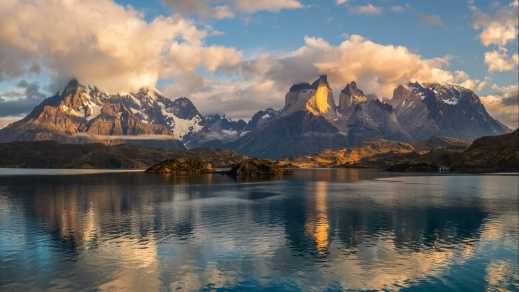Pehoe Lake Reflection and Cuernos Peaks in the Morning, Torres del Paine Nationalpark, Chile.