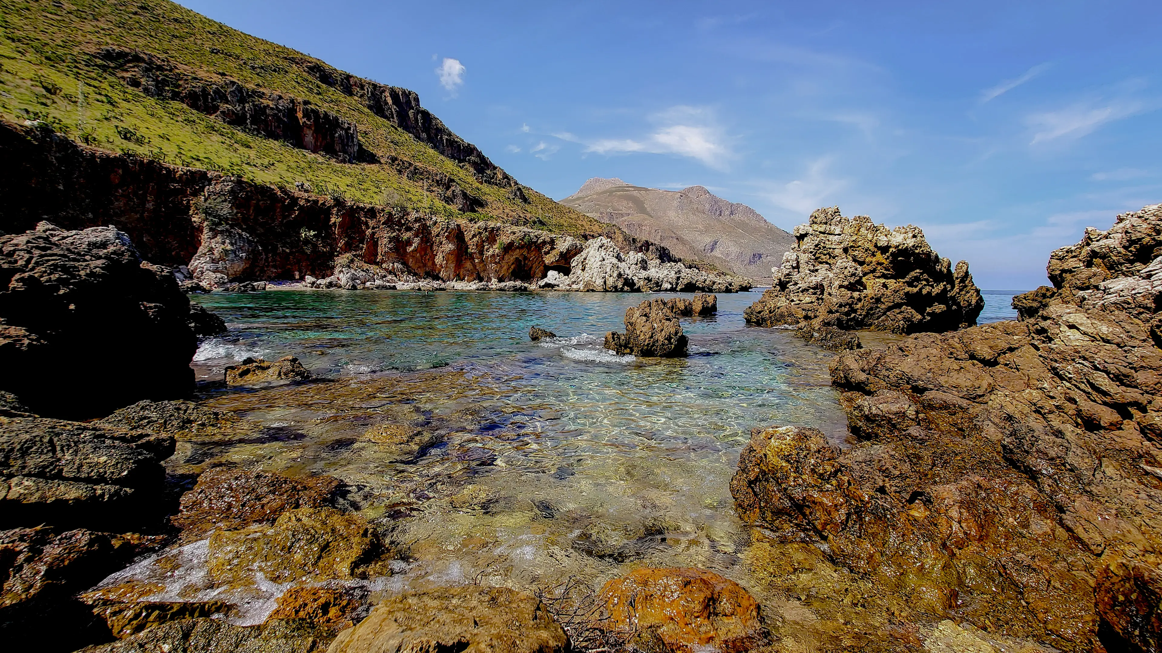 Picture of the coast of the Lo Zingaro nature reserve