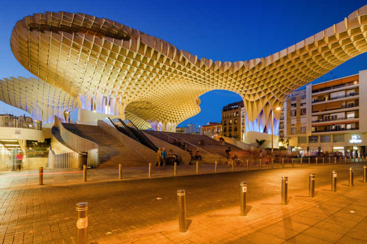 Discover beautiful contemporary architecture on a Seville vacation