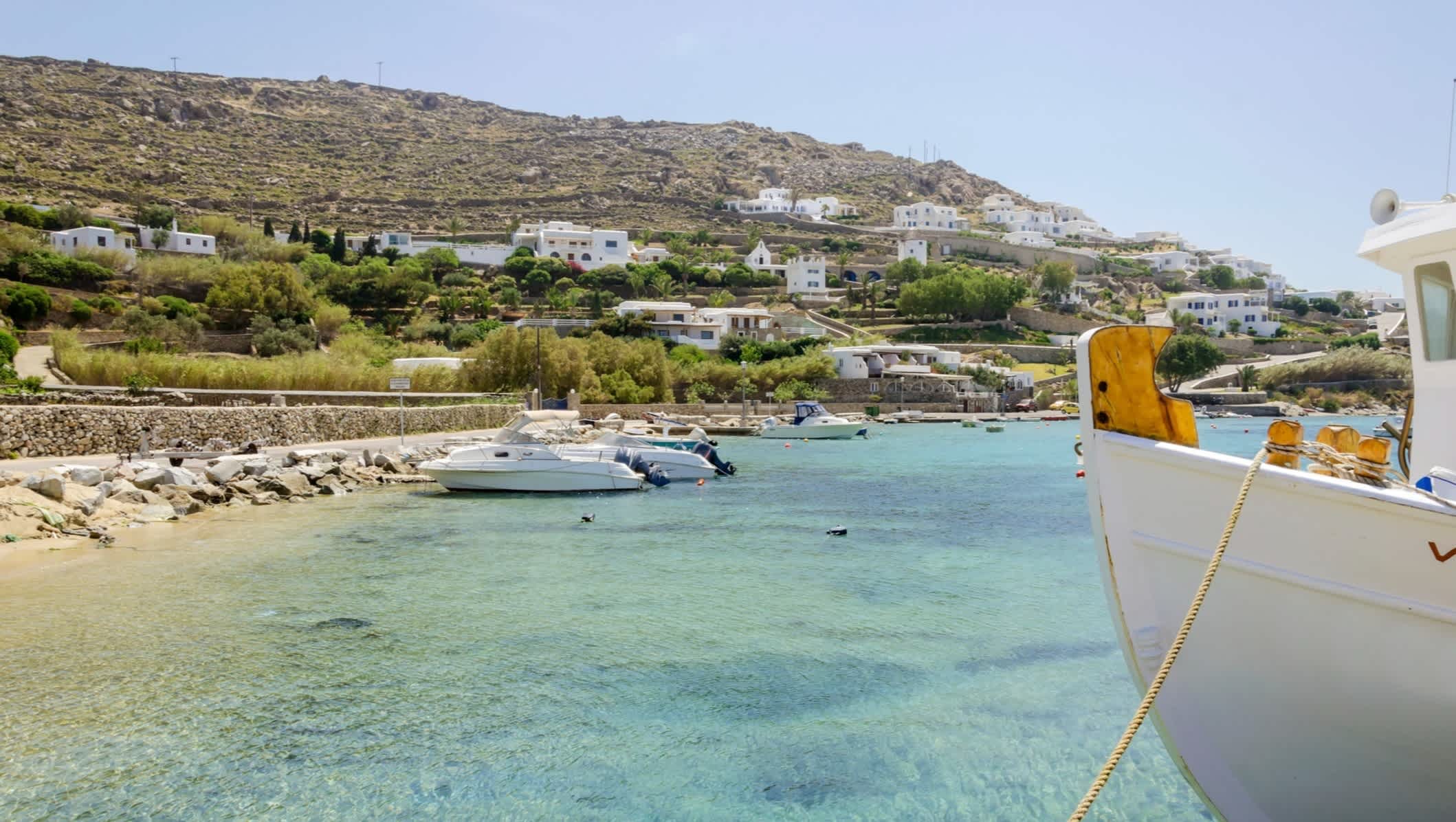 Blick auf den Ornos Beach, Mykonos, Griechenland.