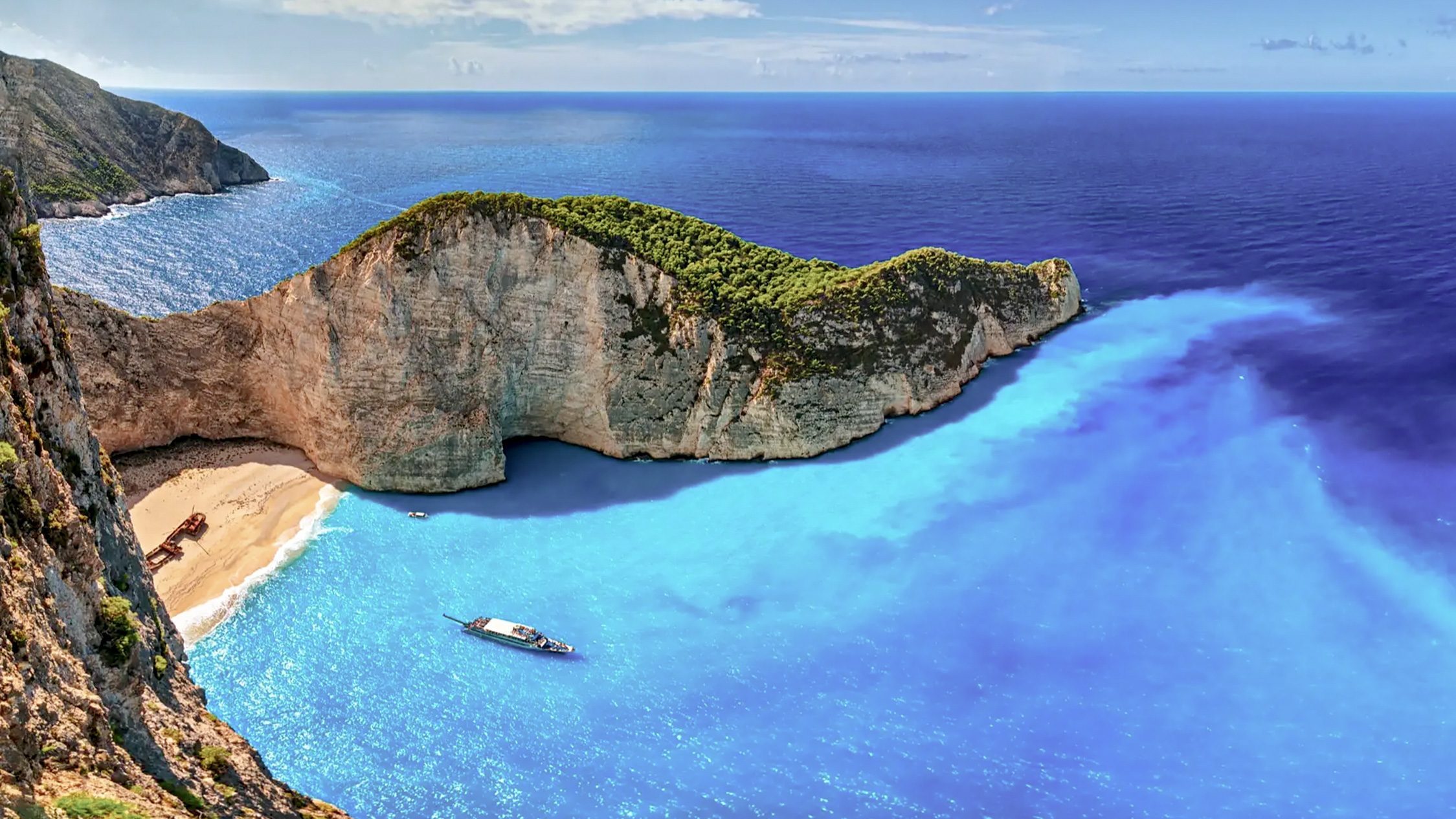 Best Time to Visit Greece: When to Travel - Tourlane