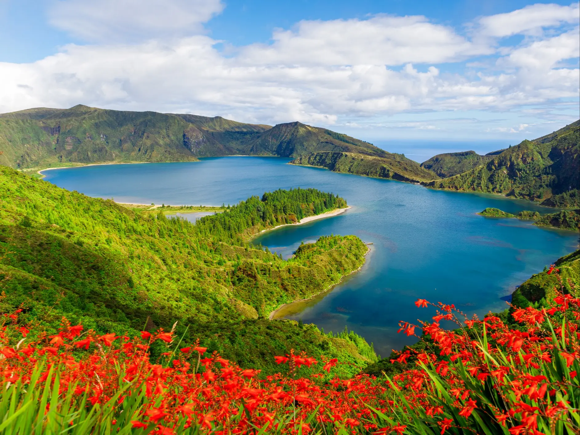 Le paysage avec Lago di Fogo, São Miguel, Açores, Portugal.