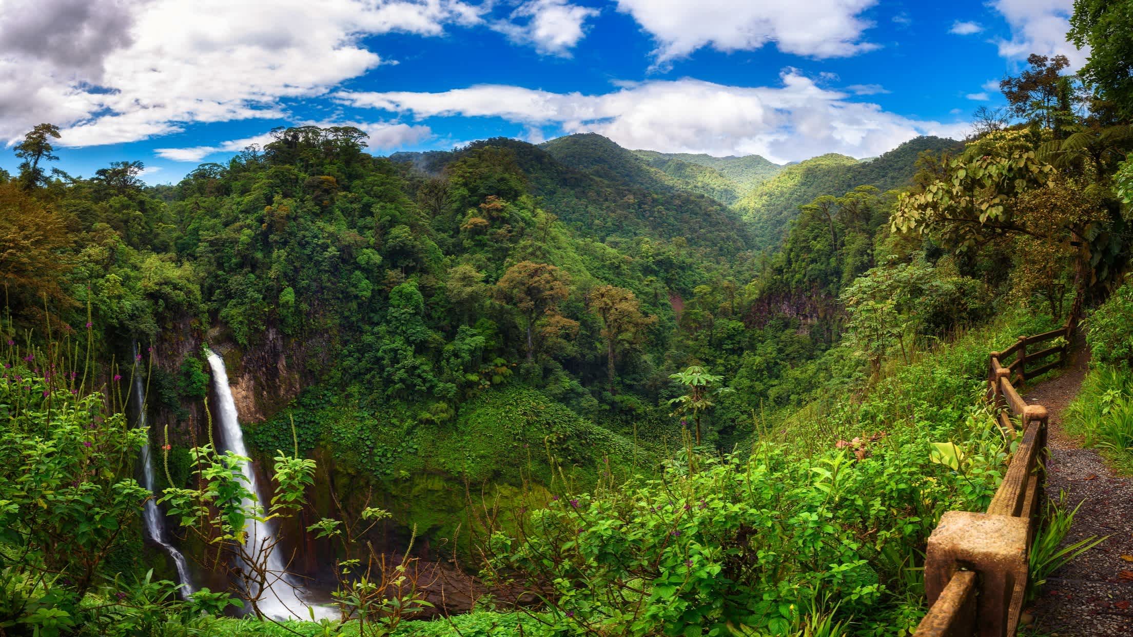 Catarata del Toro Wasserfal Costa Rica