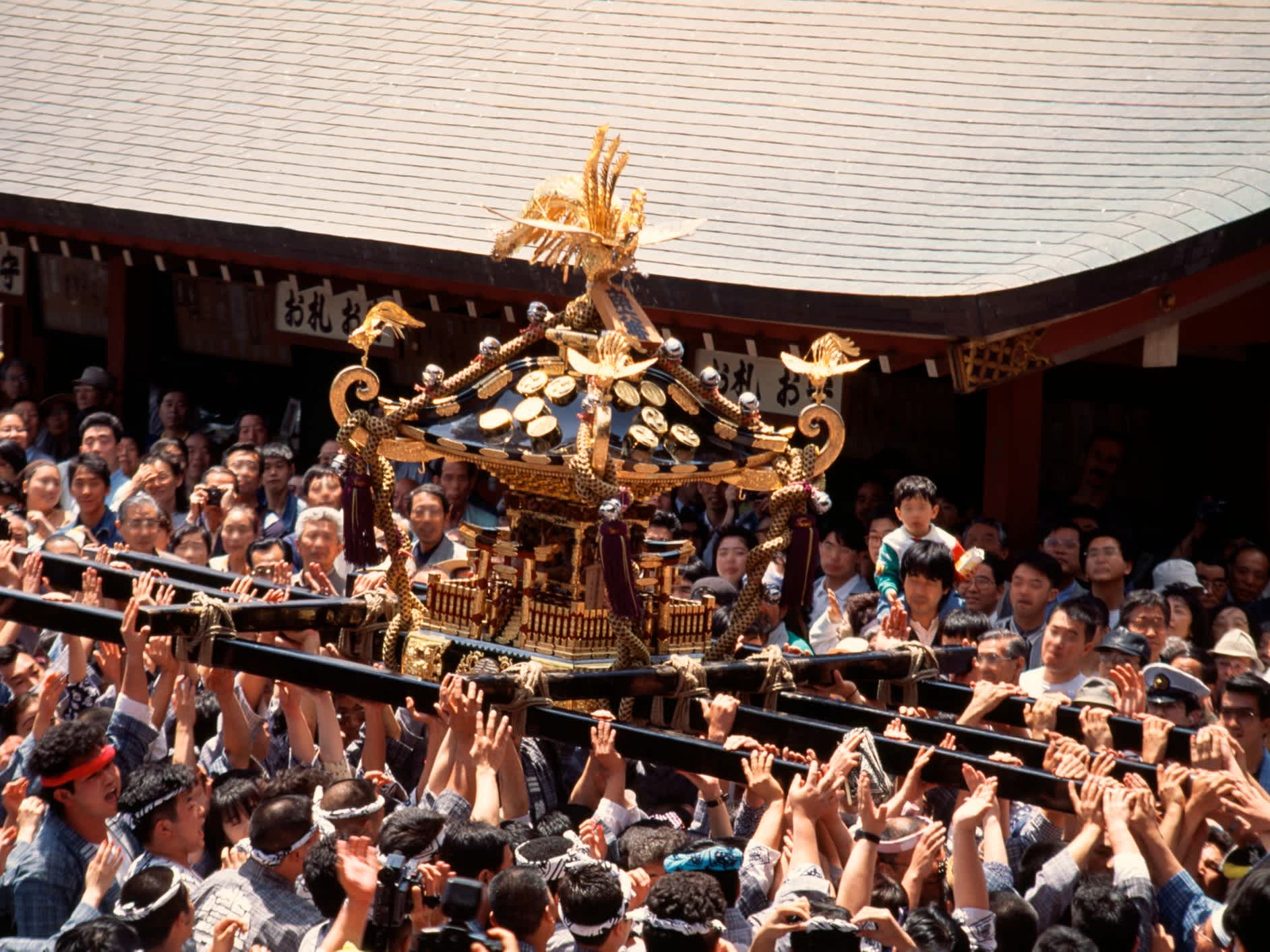 Festival de Sanja Matsuri à Tokyo au Japon