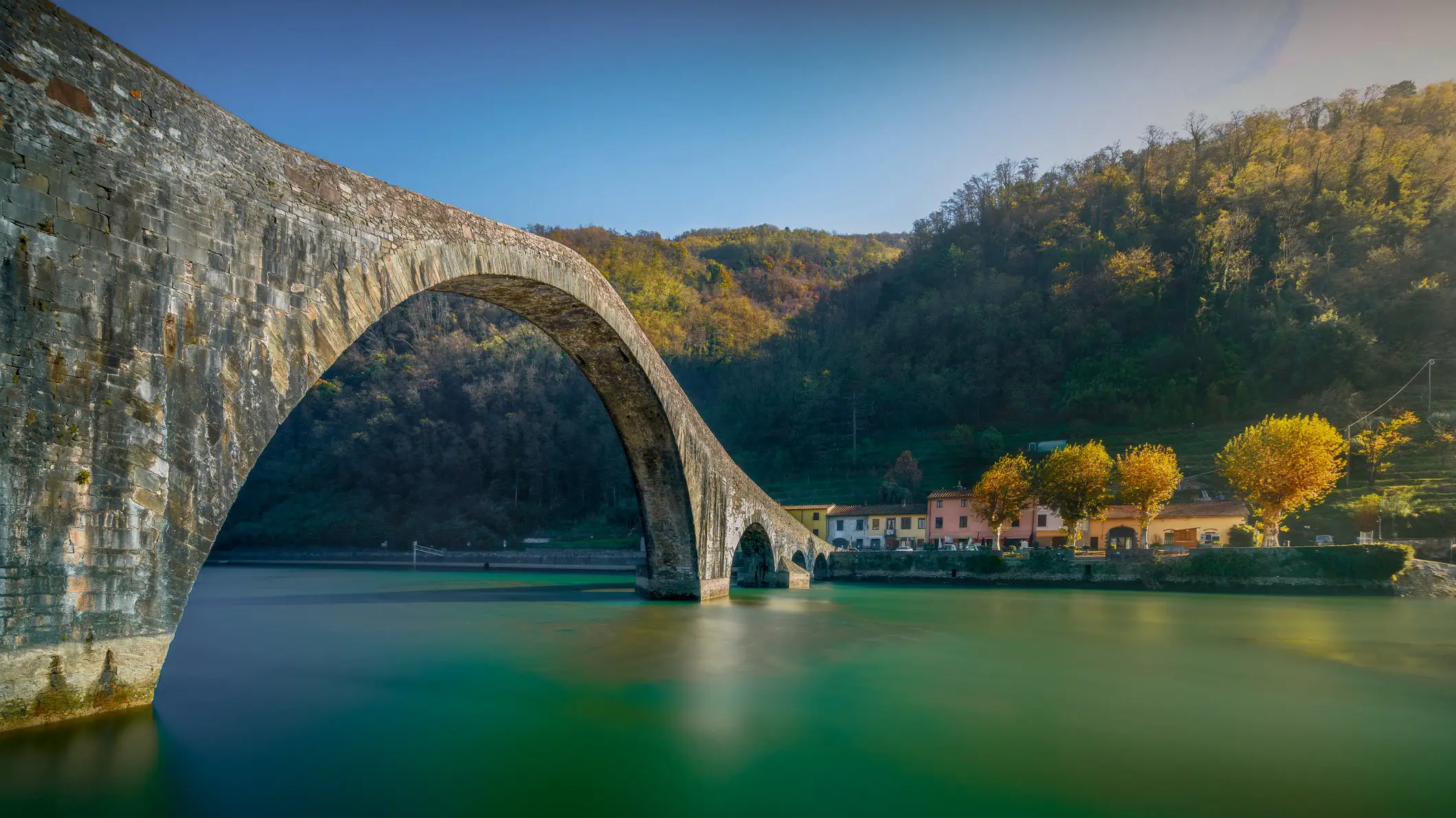 Brücke des Teufels oder Ponte della Maddalena in Garfagnana. Toskana, Italien