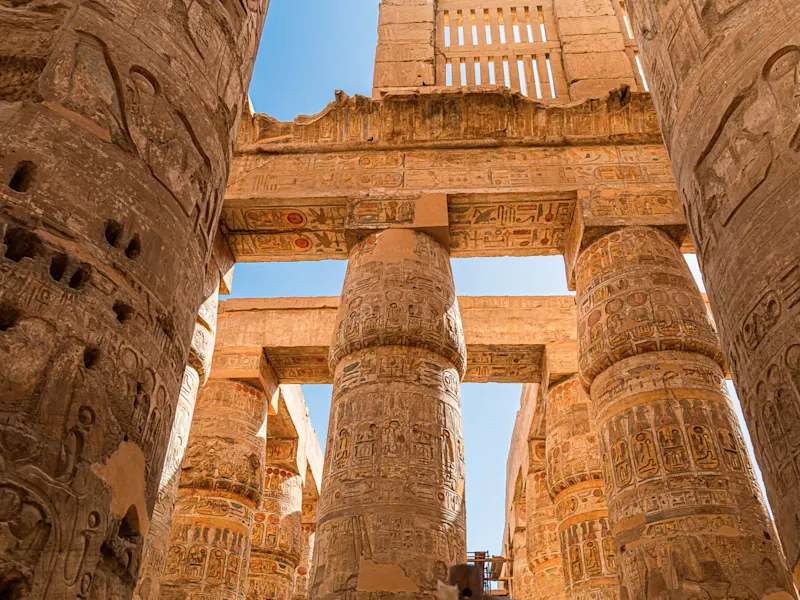 Säulen der Hypostyle Halle des Karnak Tempel, Ägypten