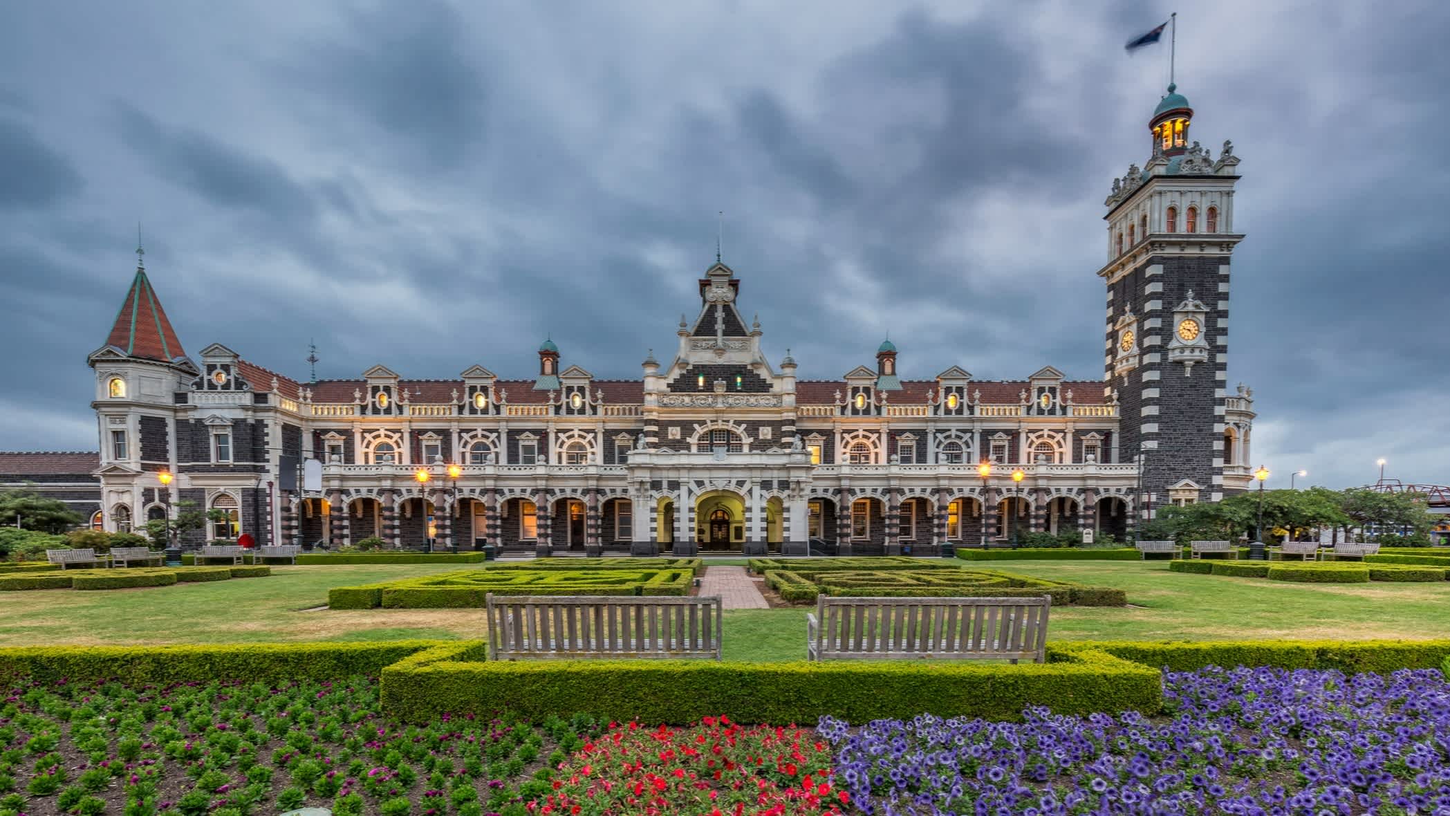 Historischer Bahnhof von Dunedin auf der Südinsel Neuseelands.
