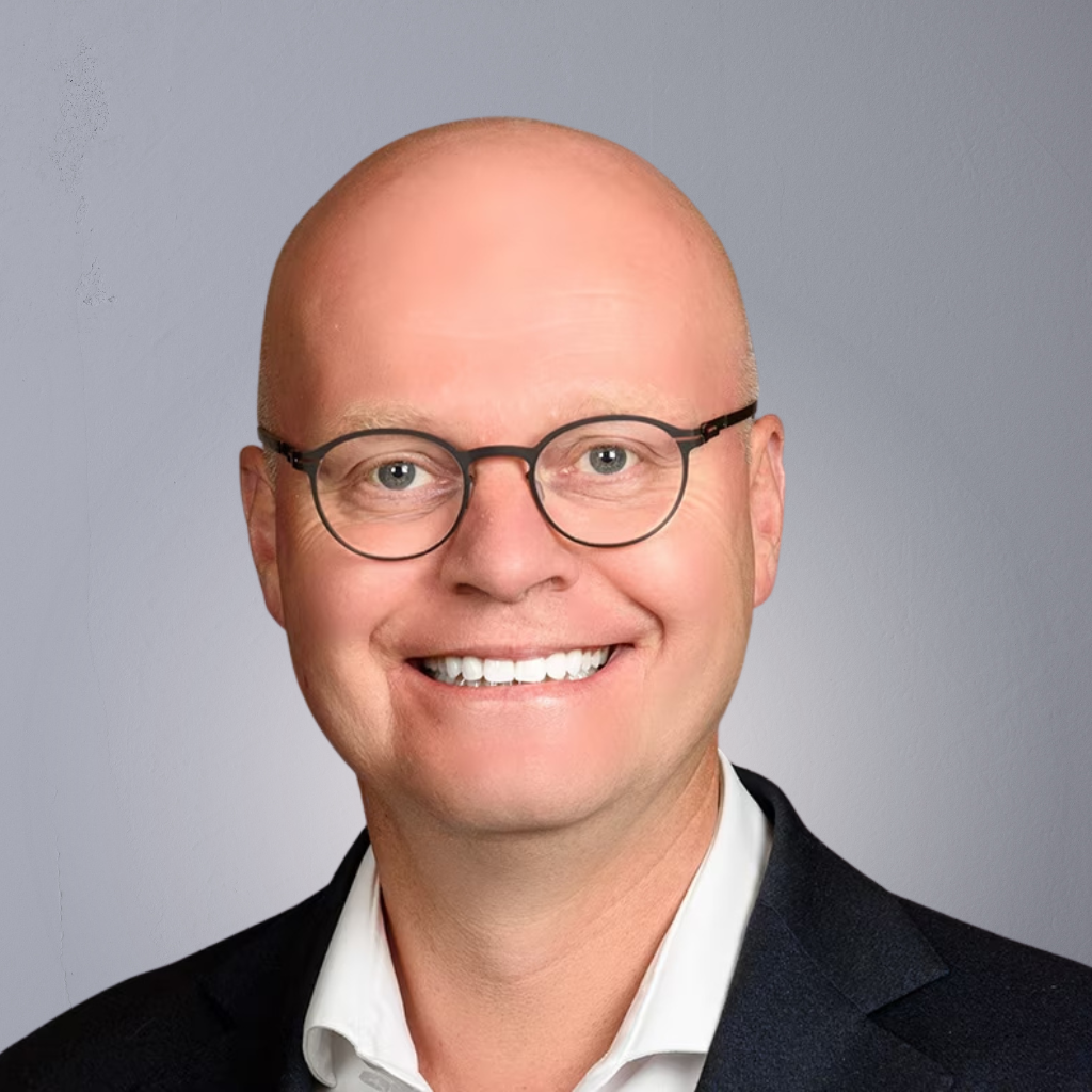 Exec Headshot | wilfred-van-zuilen