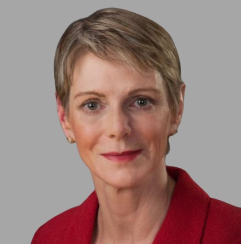 Exec Headshot | angela-main