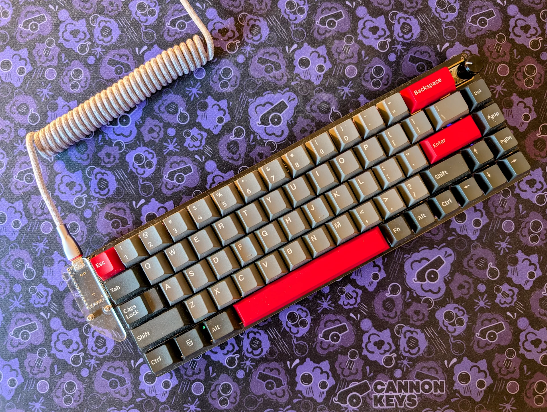 Behold, the New Horizons DIY keyboard, fully assembled by yours truly.