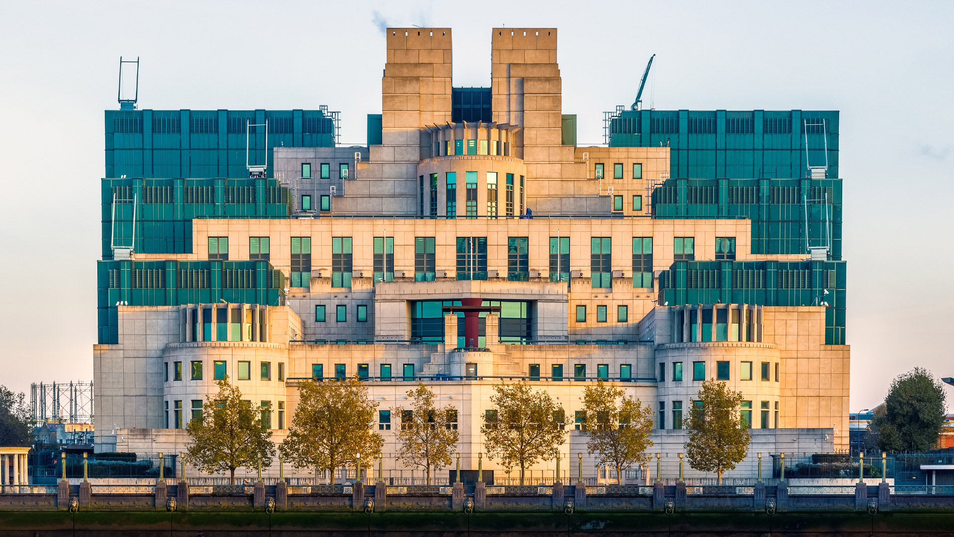The Ministry of Intelligence Section 6 (MI6), London / © Adobe Stock