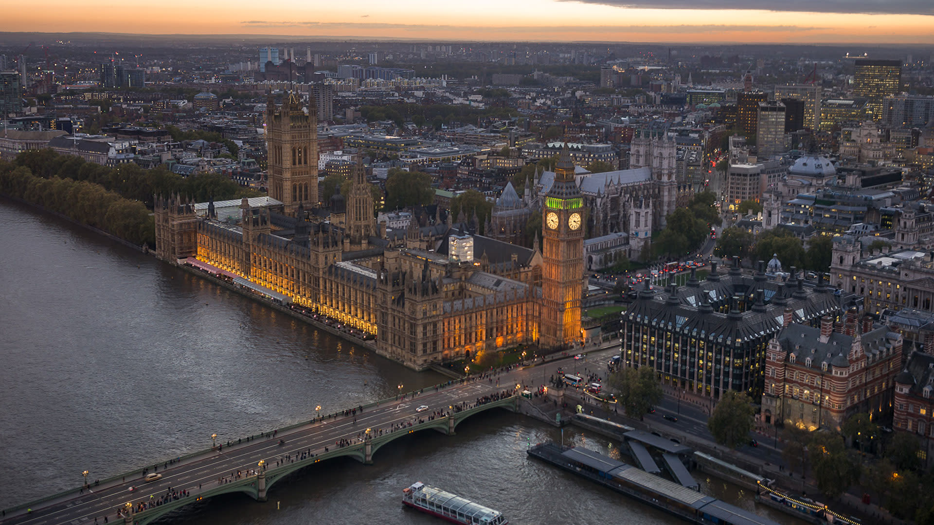 Bird's-eye view of the Palace of Westminster, UK Houses of Parliament