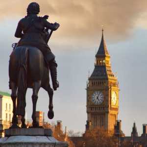 Statue of Charles 1 with Big Ben in the background, Westminster