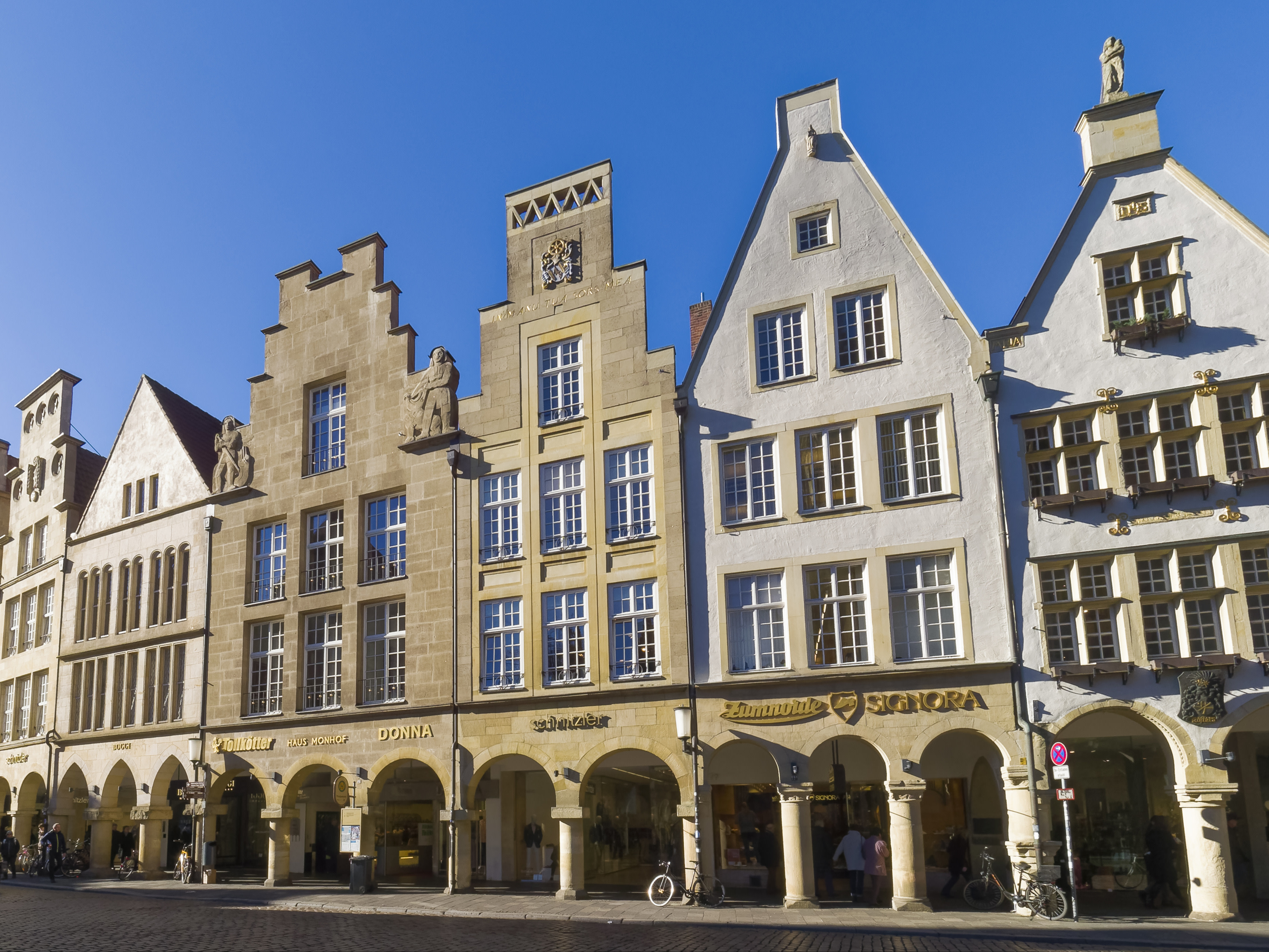 Ansicht der Stadt Münster mit historischen Gebäuden in der Innenstadt
