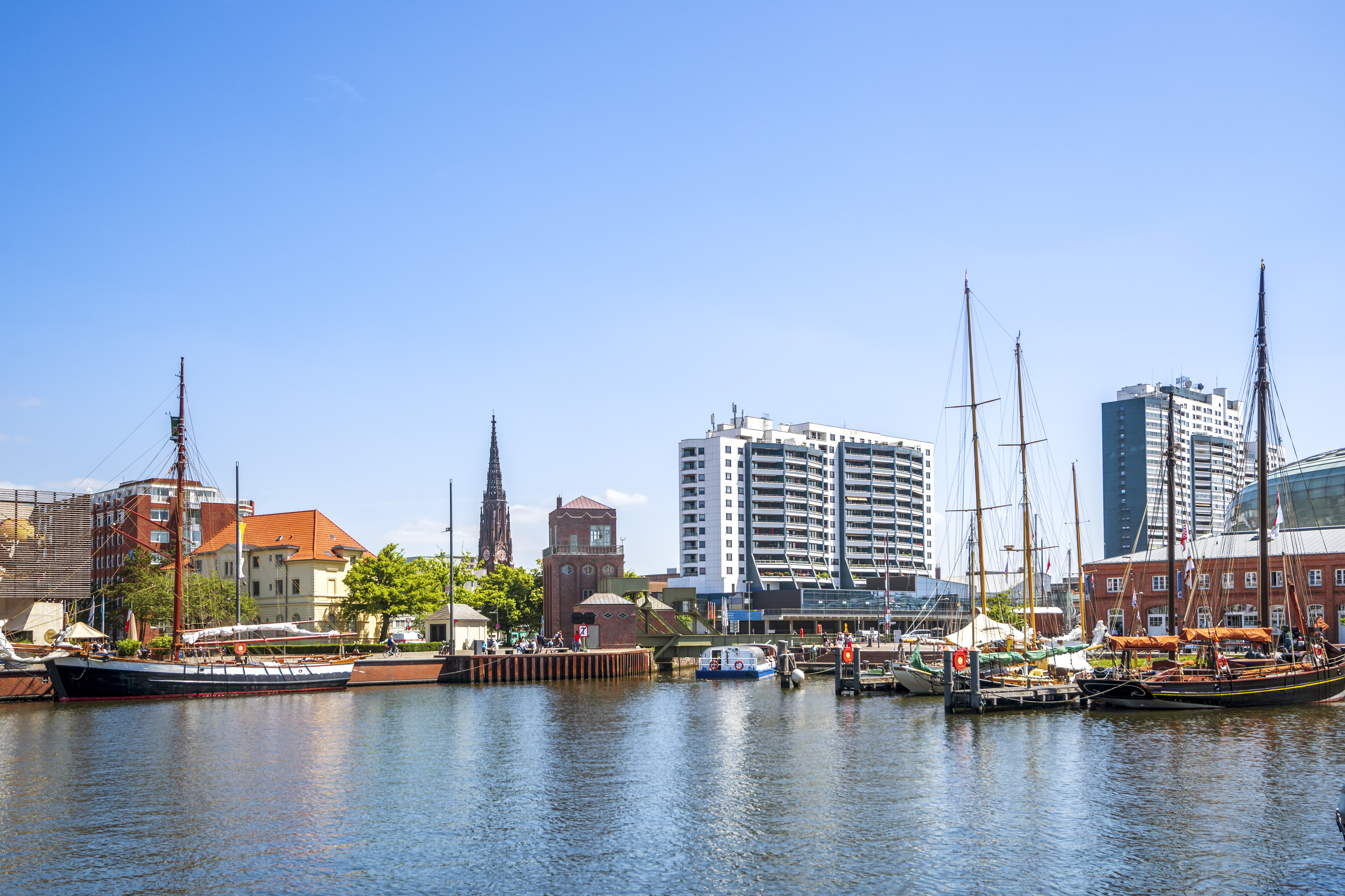 Ansicht der Stadt Bremerhaven mit der Ansicht vom Hafen 