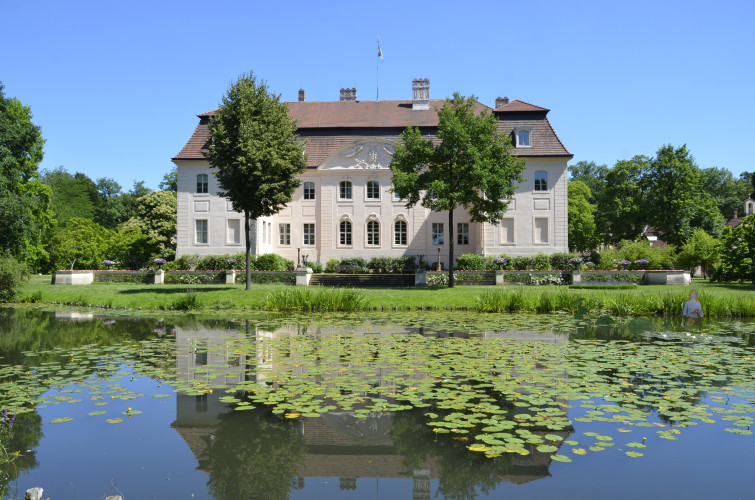 Cottbus - Ansicht Schloss Branitz mit Parkanlage