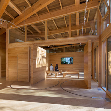 6-Walden-5166 395de04b972f9685c59c2cb471f98bc7