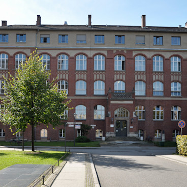 Bildau & Bussmann Example Image - Charite 80